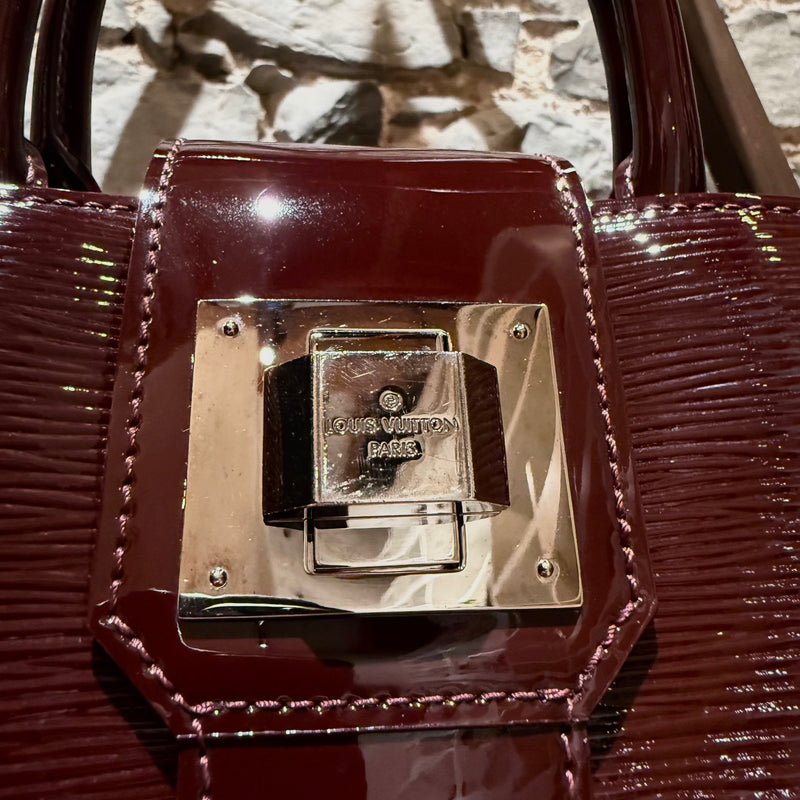 Sac à main Louis Vuitton Mirabeau PM bordeaux en cuir Épi Électrique