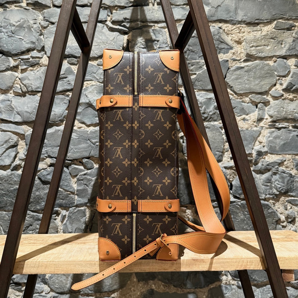 Louis Vuitton FW19 Soft Trunk MM Monogram Backpack – Boutique LUC.S