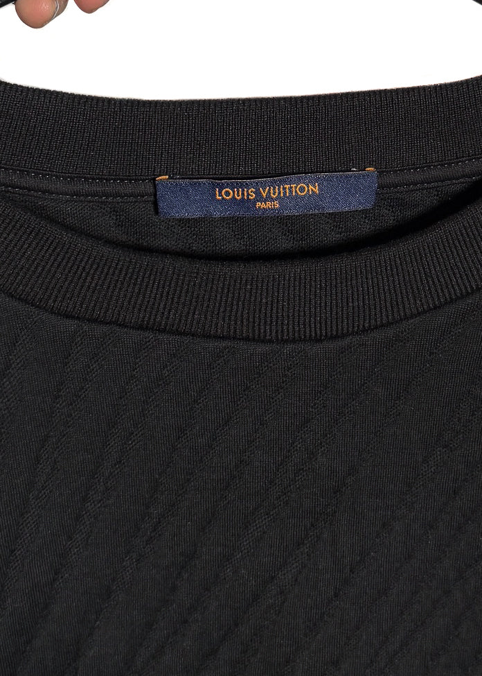 Brand label and collar of Louis Vuitton FW22 Black Quilted Logo Stripe Pattern Sweatshirt