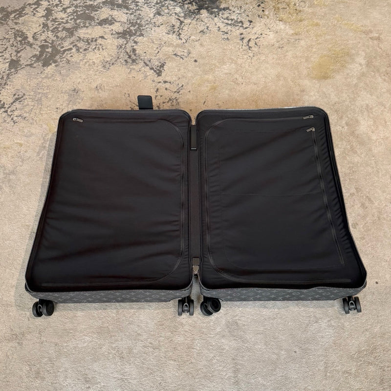 Interior of Louis Vuitton Horizon 70 Monogram Eclipse Luggage