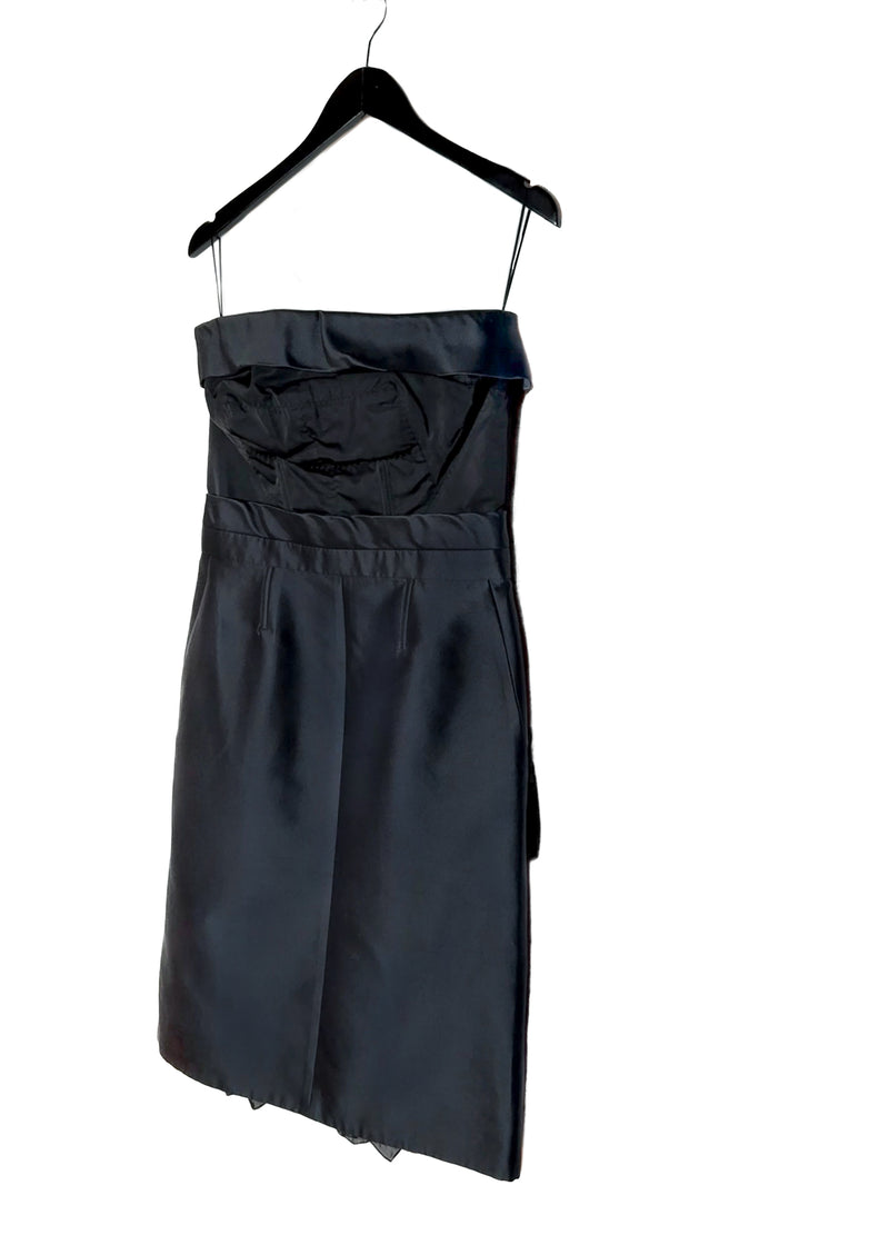 Robe bustier Louis Vuitton en satin bleu marine avec nœud au dos