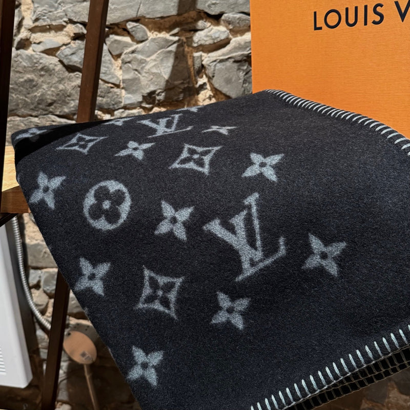 Close-up on Louis Vuitton Neo Monogram Eclipse Black Wool Blend Blanket