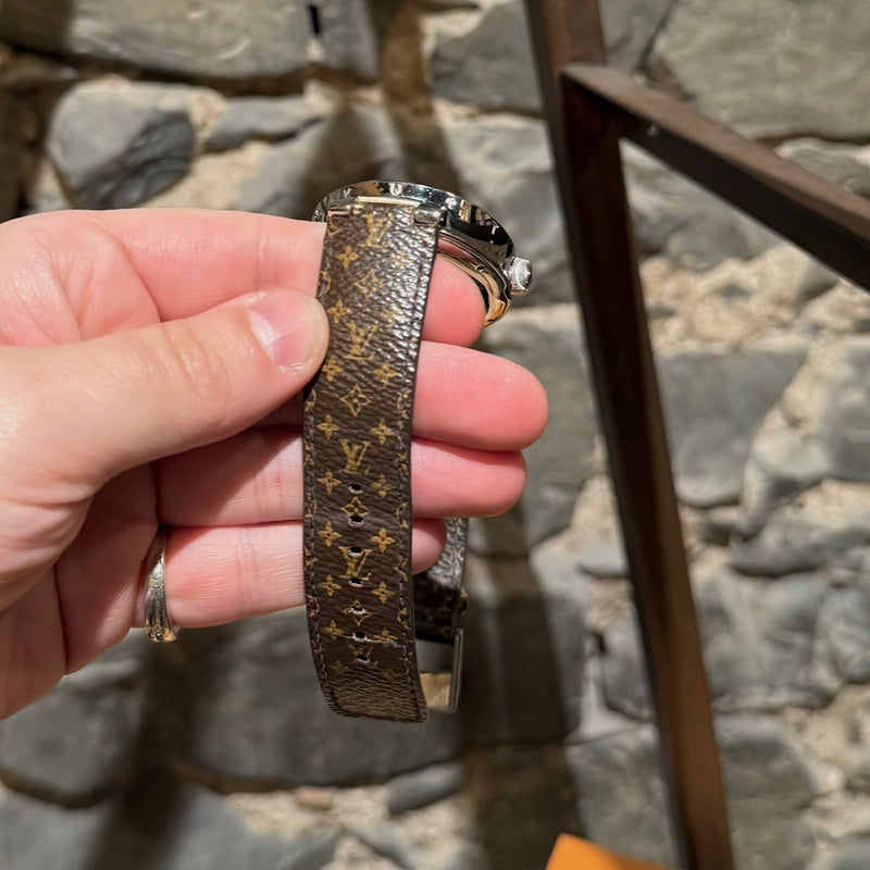 Strap of Louis Vuitton QA050 Tambour Horizon Monogram Watch