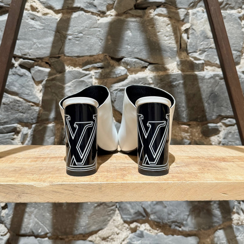 Back view of Louis Vuitton White Leather Topmost LV Logo Heeled Mules