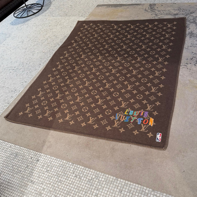 Louis Vuitton x NBA Lettering Brown Wool Cashmere Neo Monogram Blanket