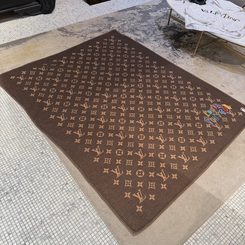 Louis Vuitton x NBA Lettering Brown Wool Cashmere Neo Monogram Blanket