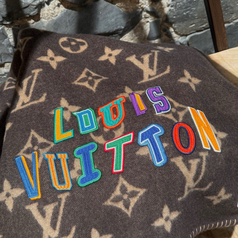 Louis Vuitton x NBA Lettering Brown Wool Cashmere Neo Monogram Blanket