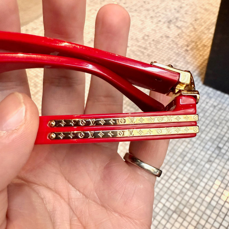 Branded hardware of Louis Vuitton Z1169W 9F2 SS22 Red Acetate 1.1 Millionaires Sunglasses