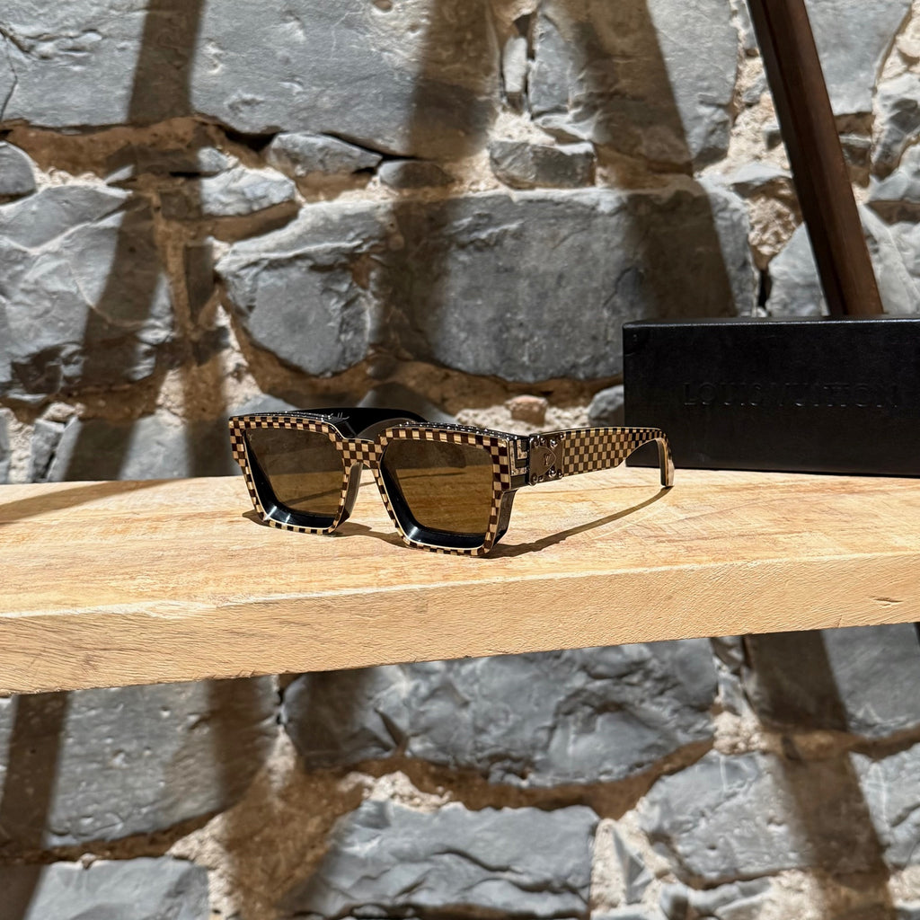 Louis Vuitton Z2394W 6TU Brown Damier Pop Acetate Millionaires