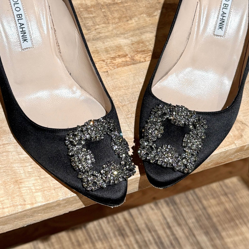 Jewels details of Manolo Blahnik Black Satin Hangisi Jewel Embellished Pumps