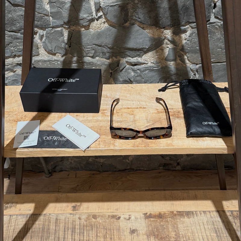 Off-White Havana OERI063 Memphis Logo Sunglasses