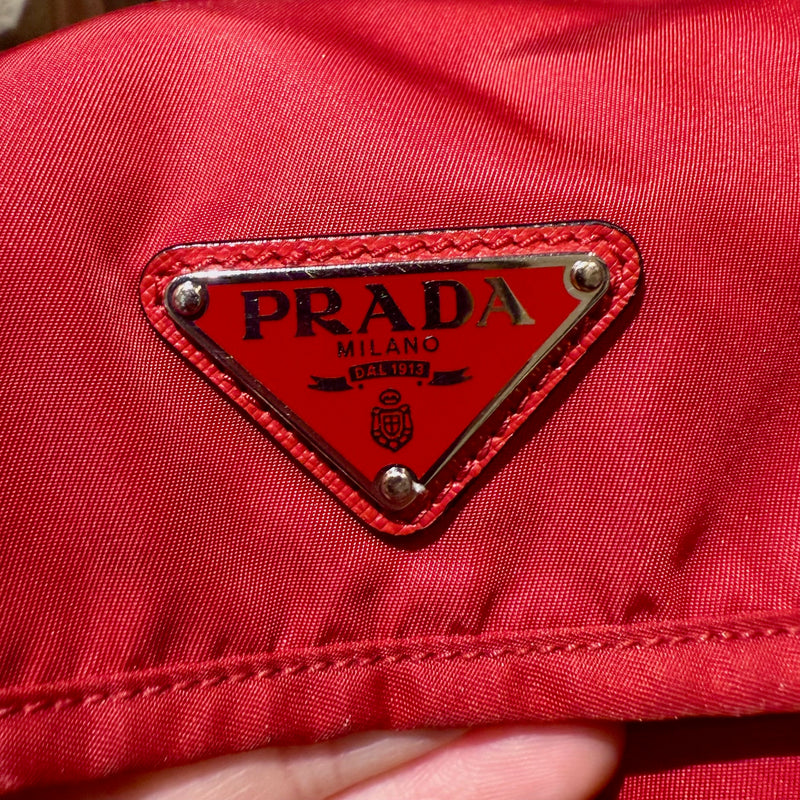 Sac à bandoulière Prada 2020 en nylon tessuto rouge