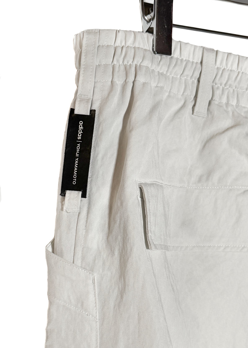 Branded detail of Y-3 Orbit Grey Utility Cuffed Cargo Pants