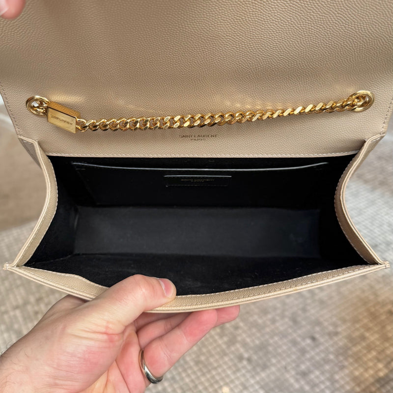 Interior of Saint Laurent Beige Grain de Poudre Medium Kate Chain Bag