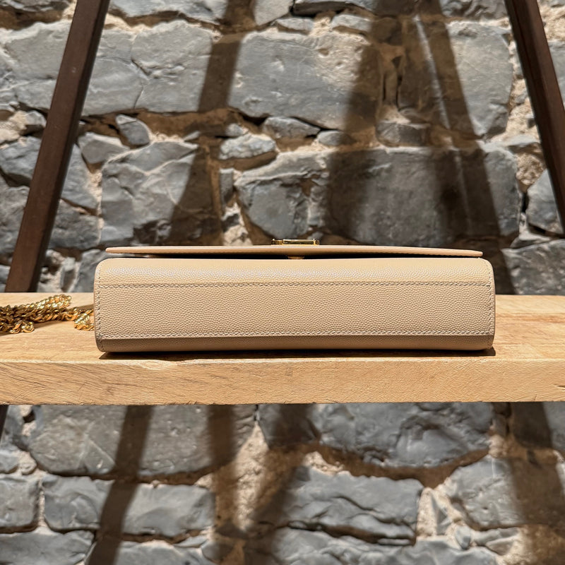 Bottom view of Saint Laurent Beige Grain de Poudre Medium Kate Chain Bag