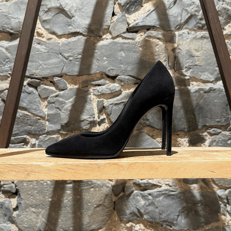 Saint Laurent Black Suede Paris 100 Pumps