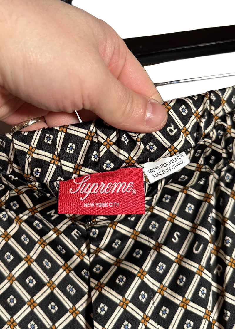 labels of Supreme 2020 Black Paisley Satin Pyjama Set