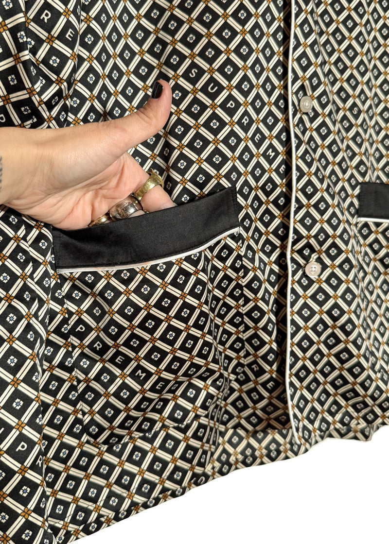 Top Pocket of Supreme 2020 Black Paisley Satin Pyjama Set