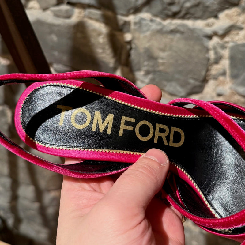 Tom Ford Fuchsia Satin Velvet Bow Pumps