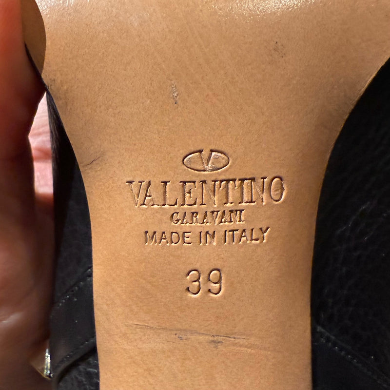 Stamps of Valentino Black Grained  Leather Rockstud Heeled Ankle Boots