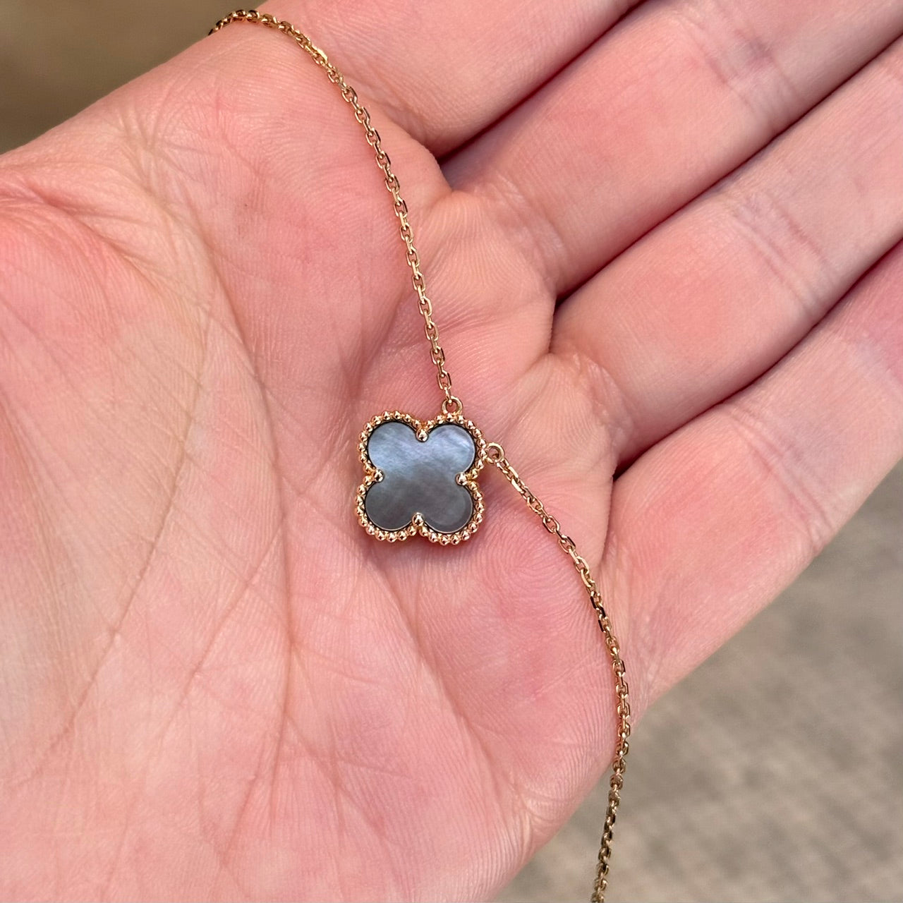 Van Cleef & Arpels 18k Rose Gold Grey Mother of Pearl Vintage