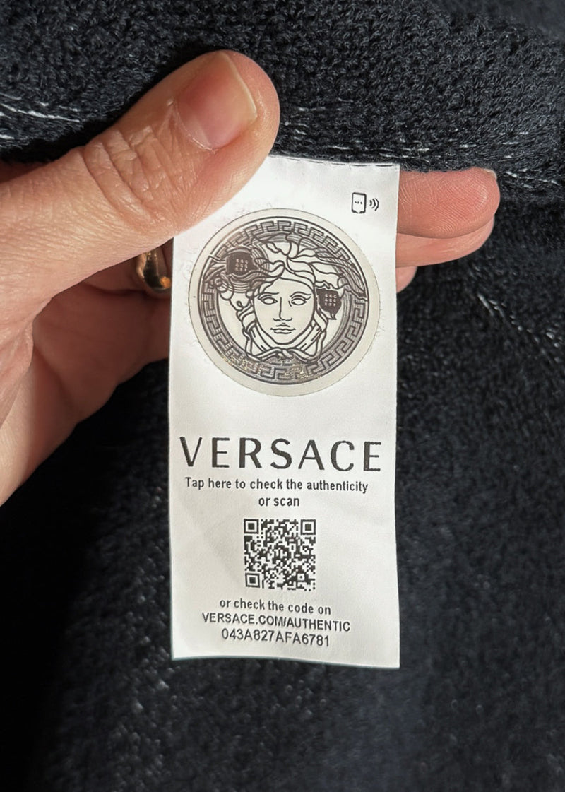 QR Code label of Versace Red Barocco Diagonal Stripe Print Robe