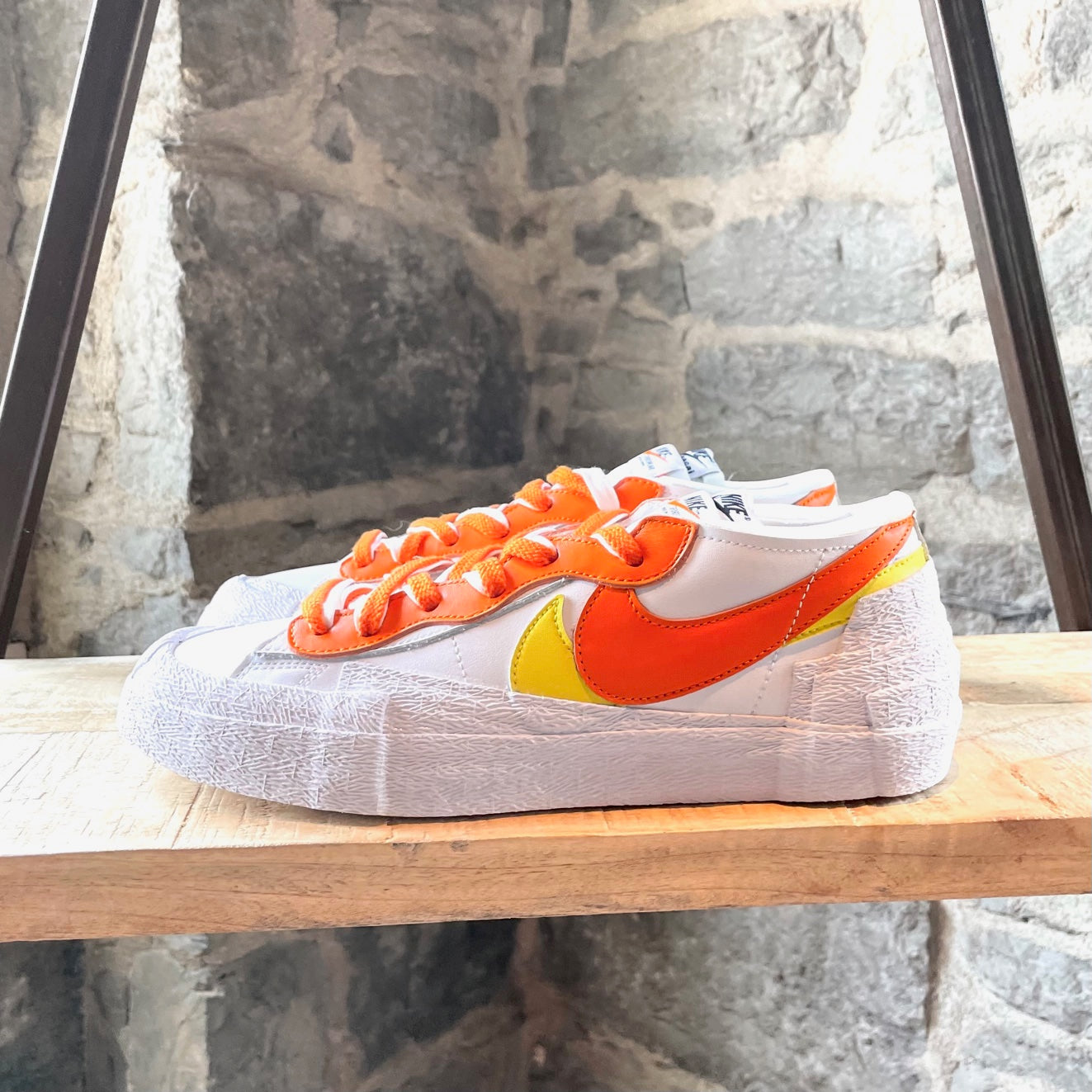 Nike X Sacai White Orange Blazer Low-top Sneakers – Boutique LUC.S