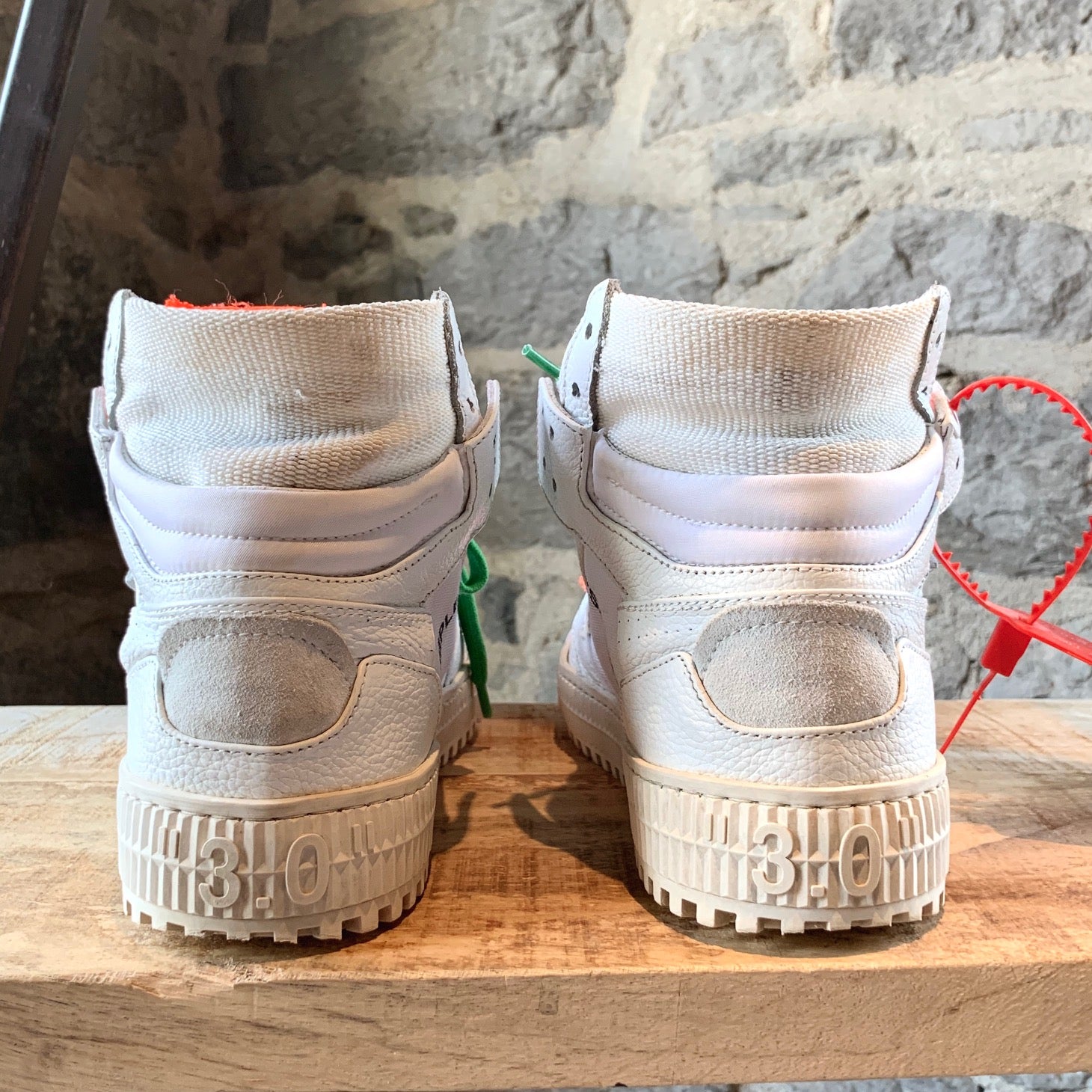 Off-White X Virgil Abloh White Low 3.0 Sneakers – Boutique LUC.S