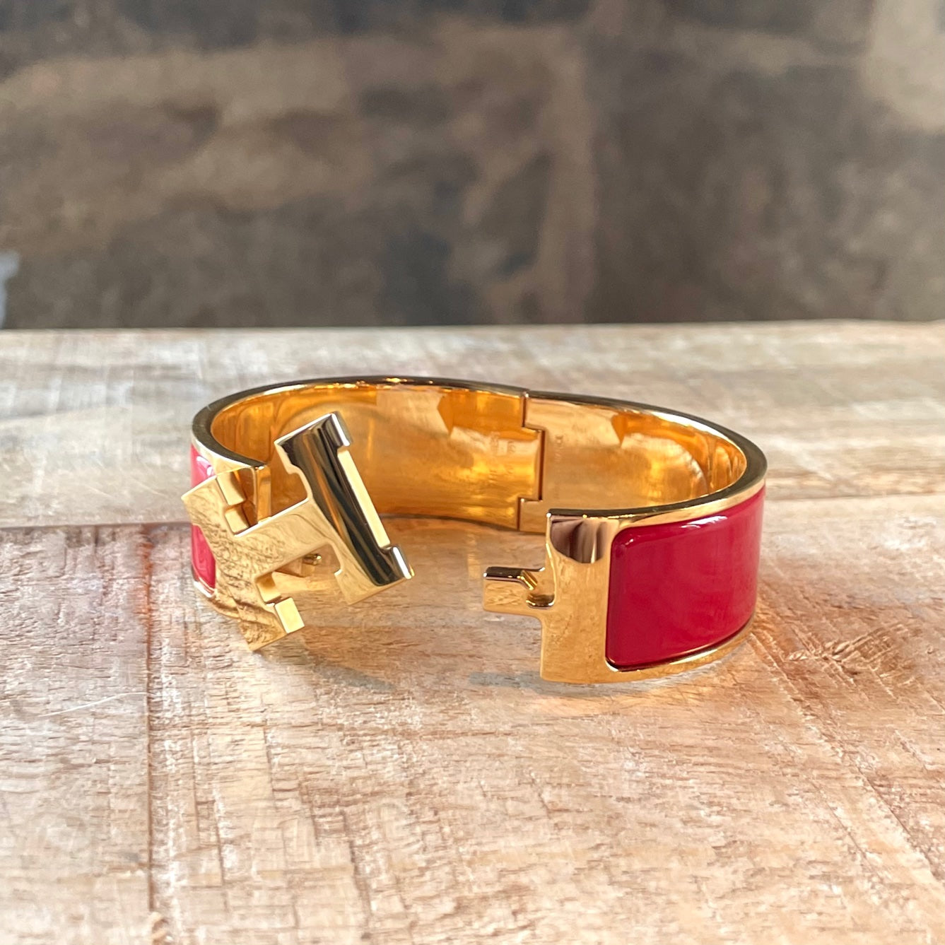 Hermès Wide Enamel Bracelet - Red, 18K Yellow Gold-Plated Bangle