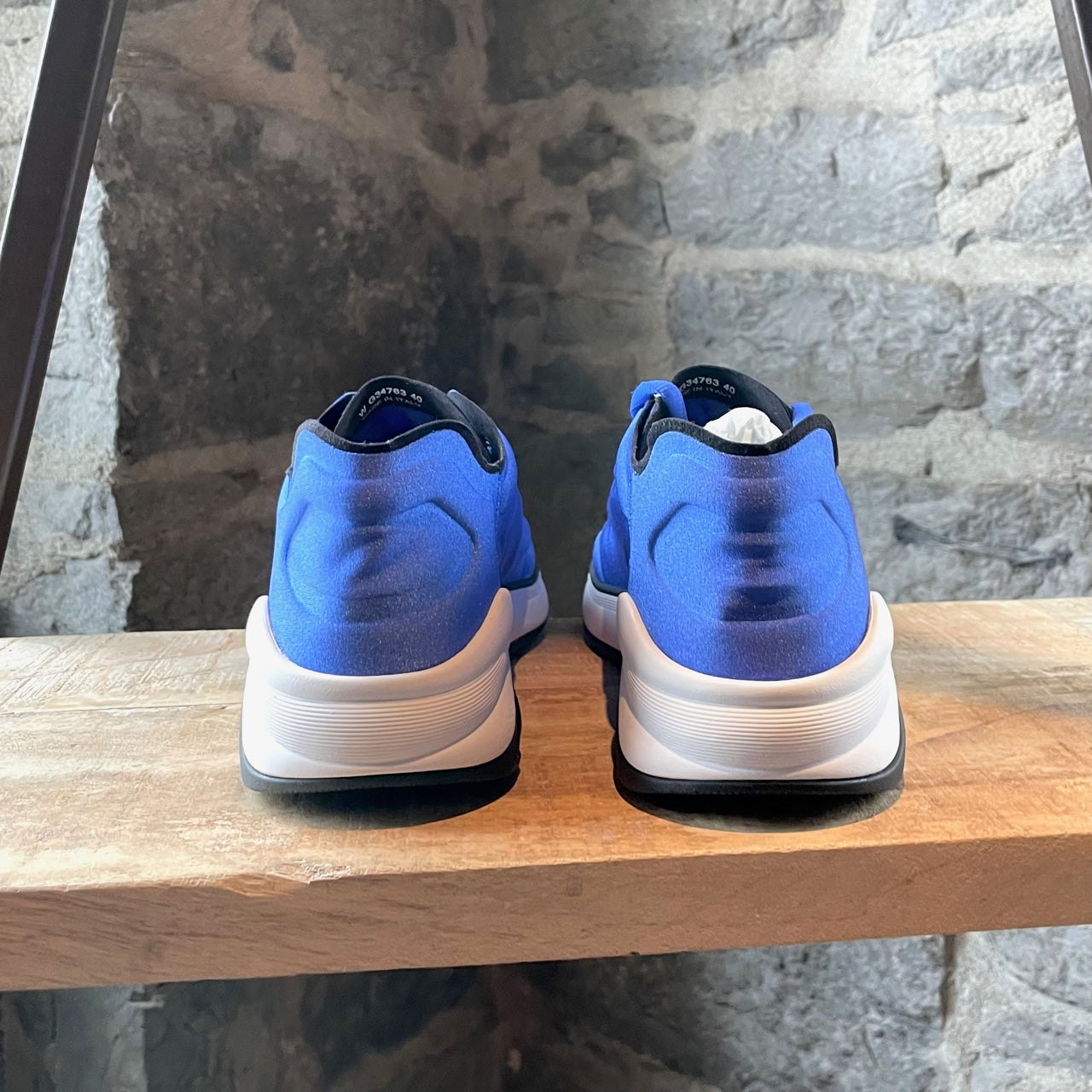 Chanel 2019 Blue Interlocking CC Sneakers – Boutique LUC.S