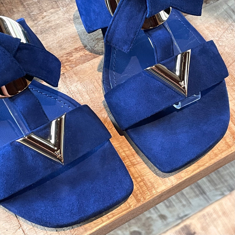 Sandales Louis Vuitton Medaillon V 2015 en suède bleu royal