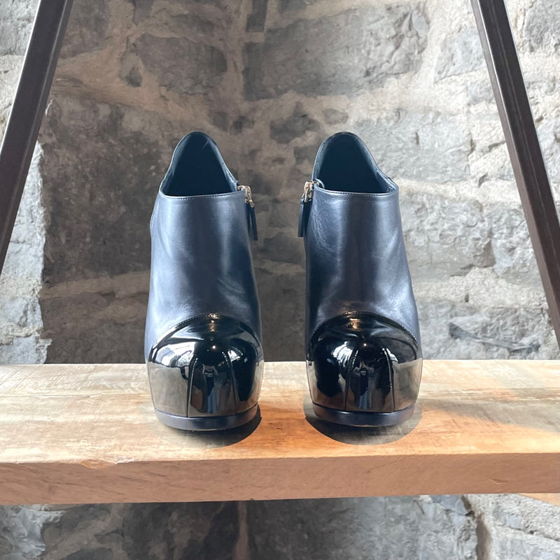 Yves Saint-Laurent Navy Leather Tribtoo Booties