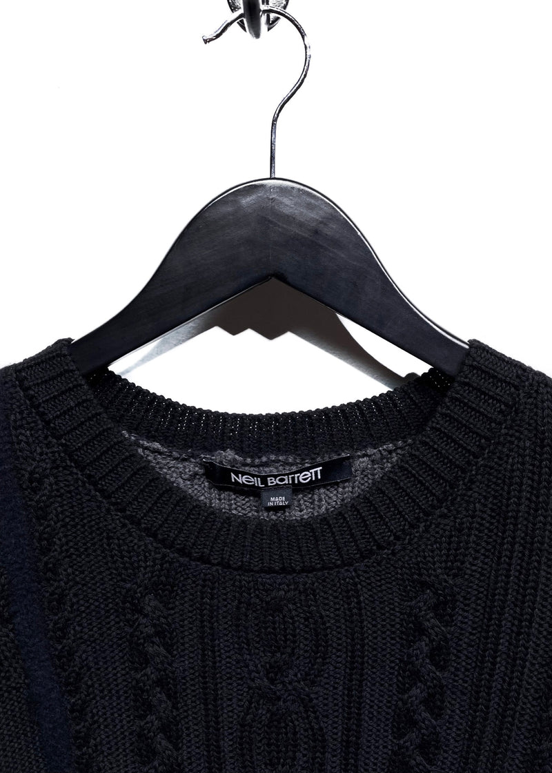 Pull asymétrique en tricot torsadé noir bicolore Neil Barrett