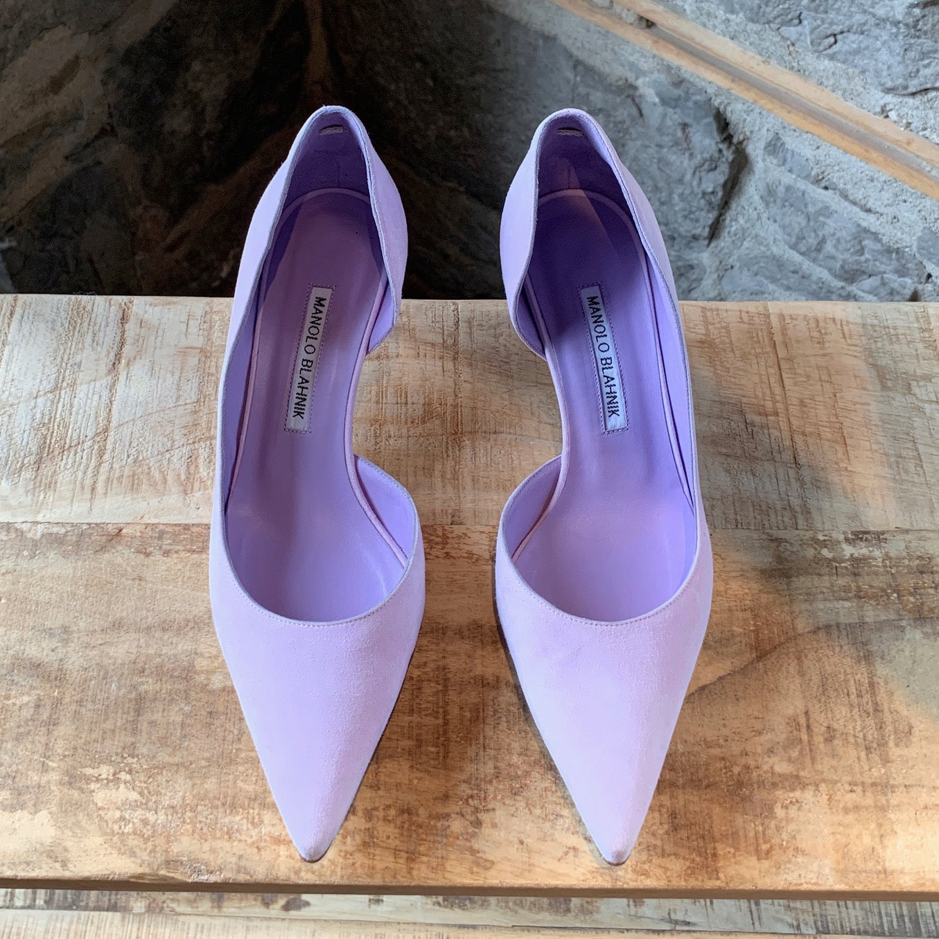 Manolo Blahnik Collina 50 Lavender Suede Pumps – Boutique LUC.S