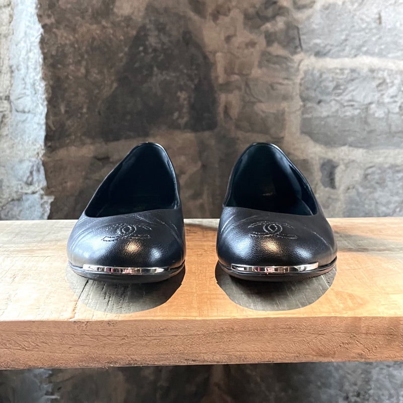 Chanel Black Leather CC Cap-toe Flats