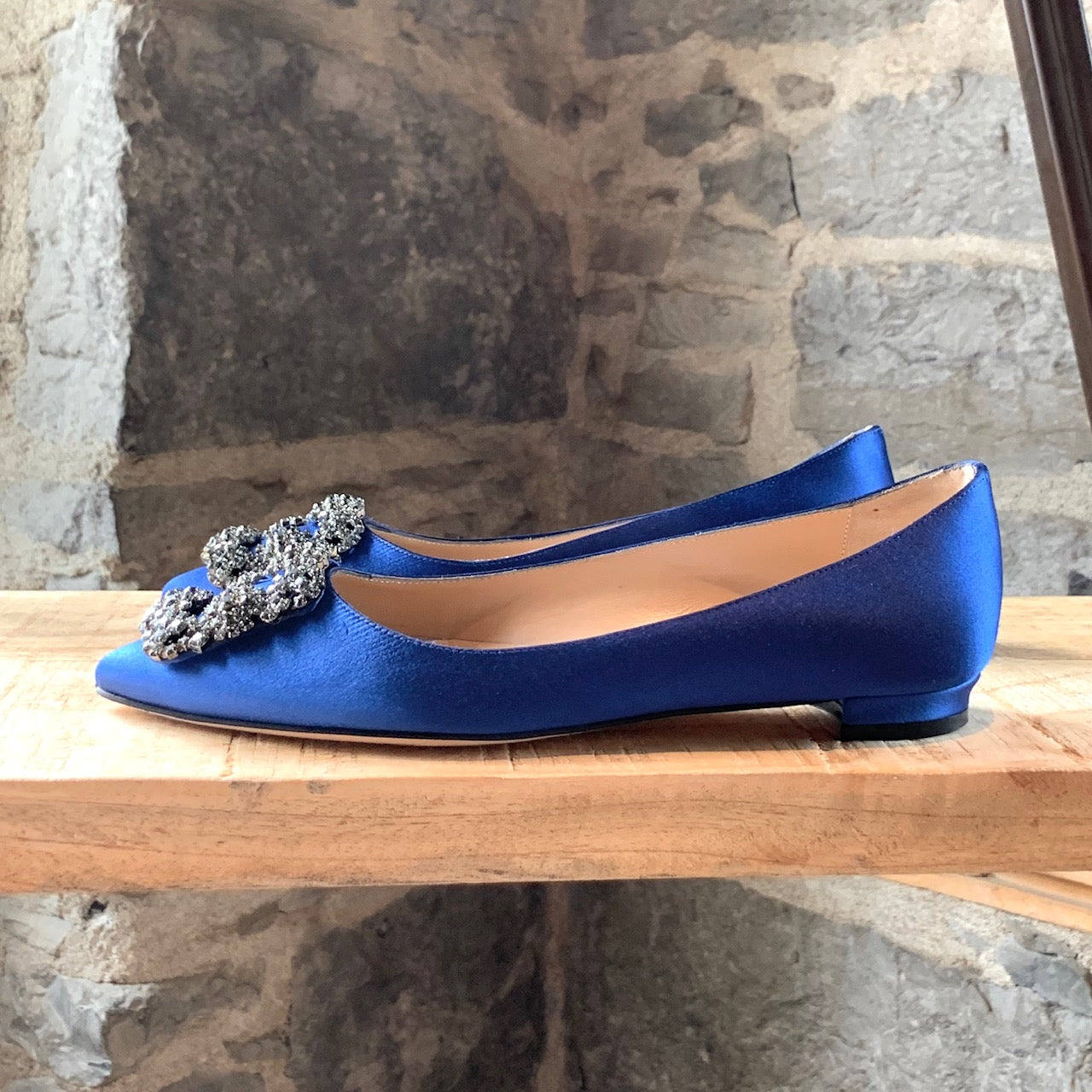 Manolo Blahnik Hangisi satin ballerina shoes - Blue