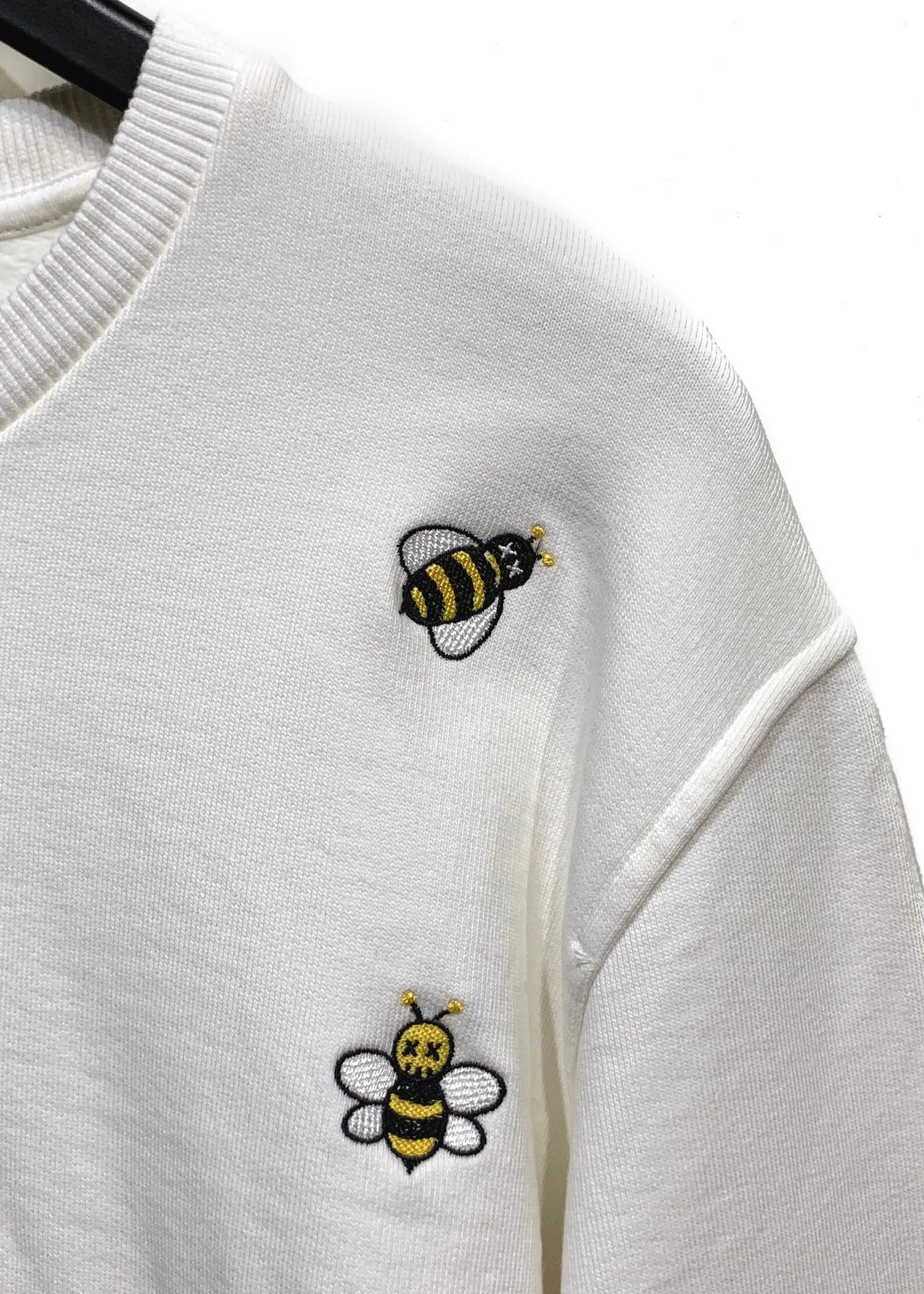 Dior x kaws bumble bee logo sweatshirt medium - Sweats & hoodies