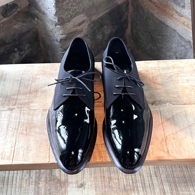 Chaussures à lacets Oxford en tissu et cuir vernis noir Céline
