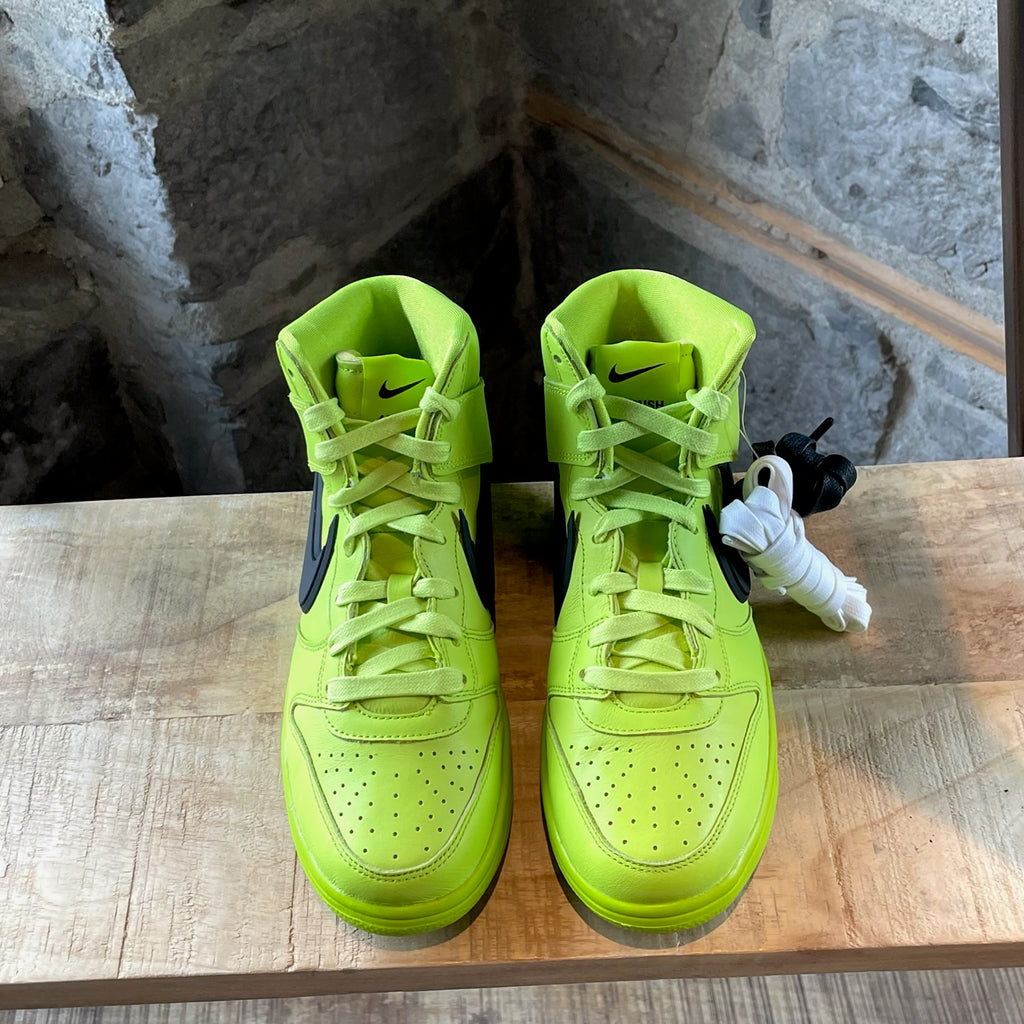 Baskets montantes en vert Nike X Ambush Dunk