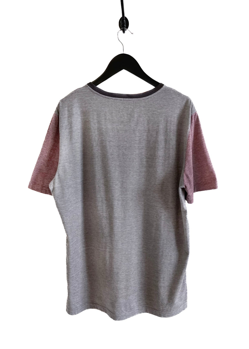 T-shirt gris à poche Louis Vuitton