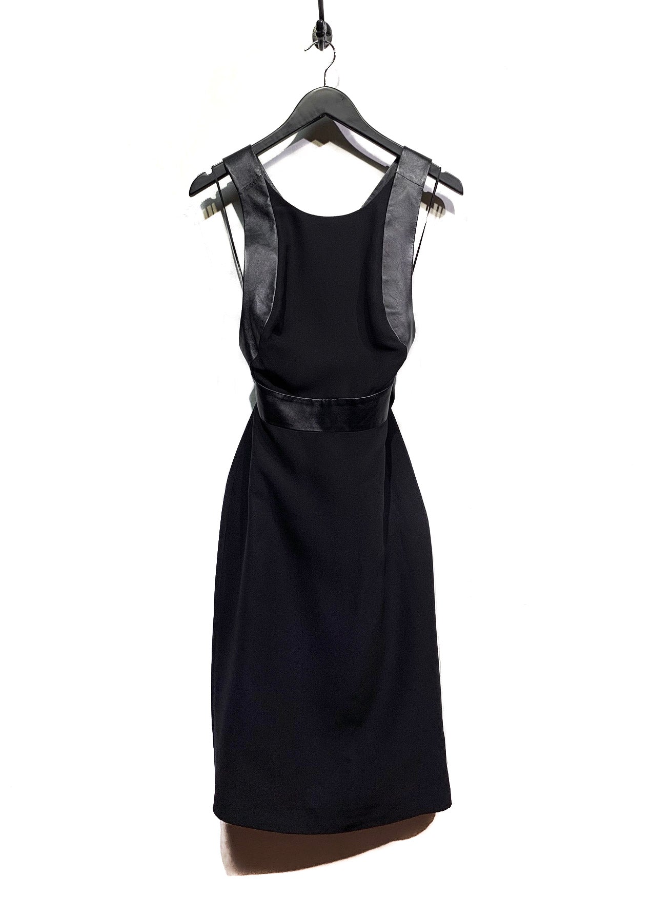 Gucci Black Leather-Trimmed Criss Cross Dress Boutique LUC.S Gucci Black Leather-Trimmed Criss Cross Dress Boutique LUC.S