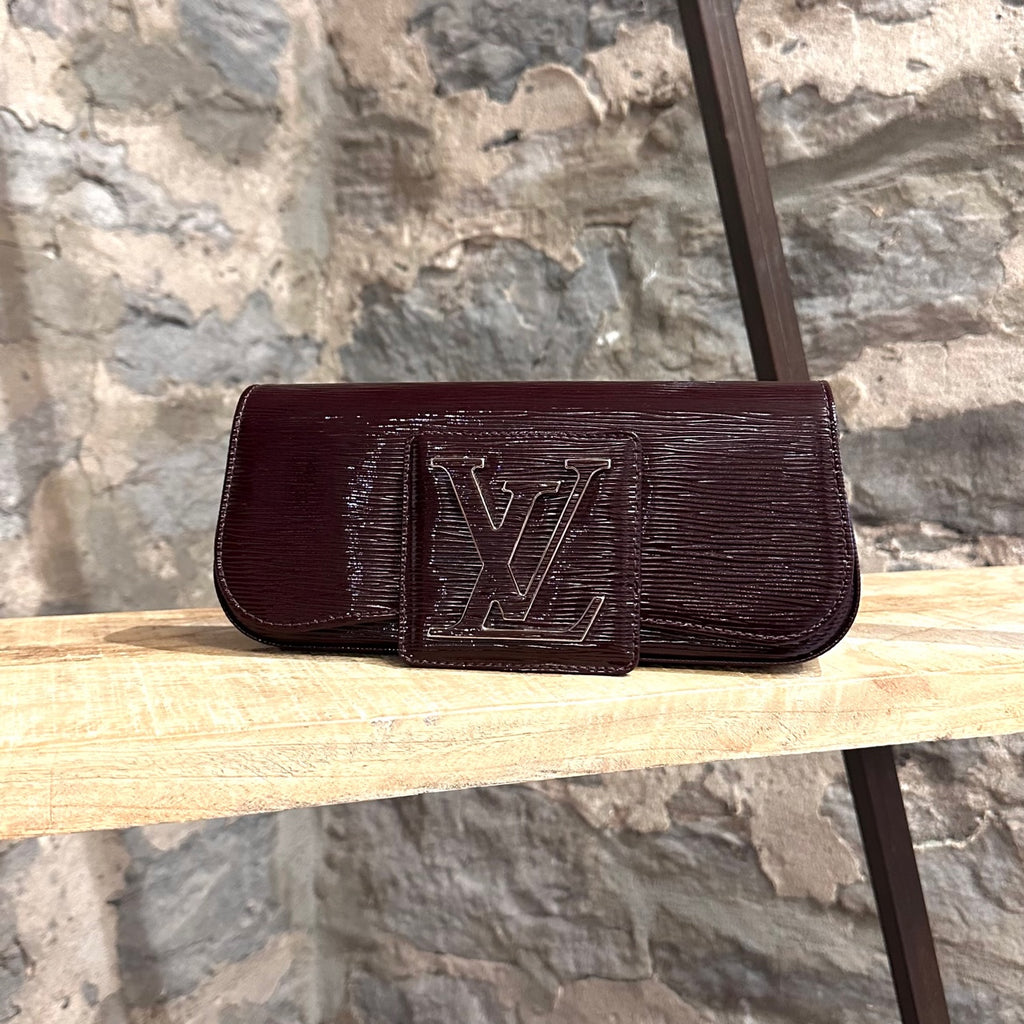 Louis Vuitton Epi Electric Sobe Clutch - Burgundy Clutches, Handbags -  LOU809869