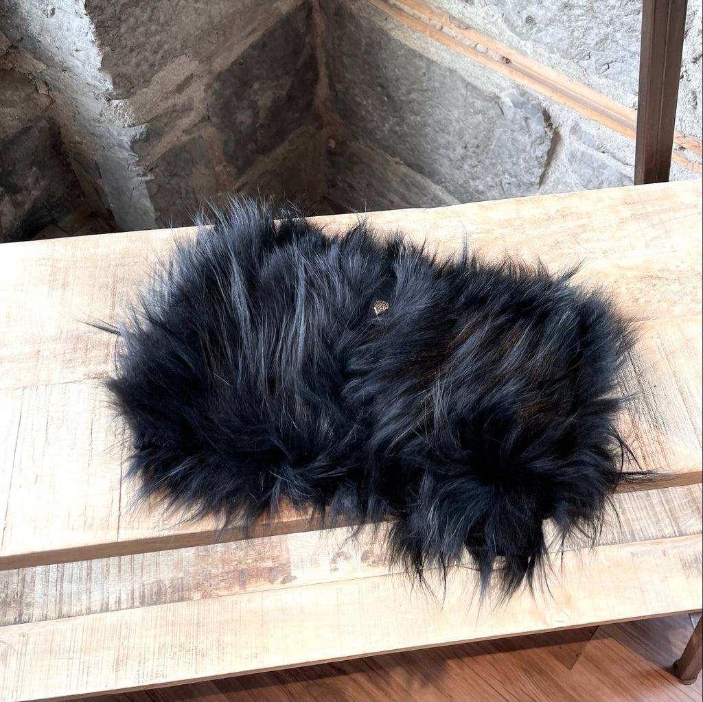 Cache-cou extensible en fourrure noire vintage Gucci