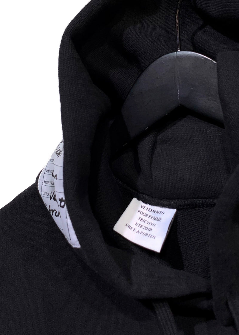 Sweat noir à capuche Vêtements surdimensionné avec découpe