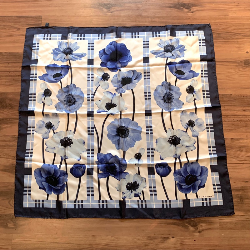 Écharpe bleue en soie à carreaux floraux Burberry